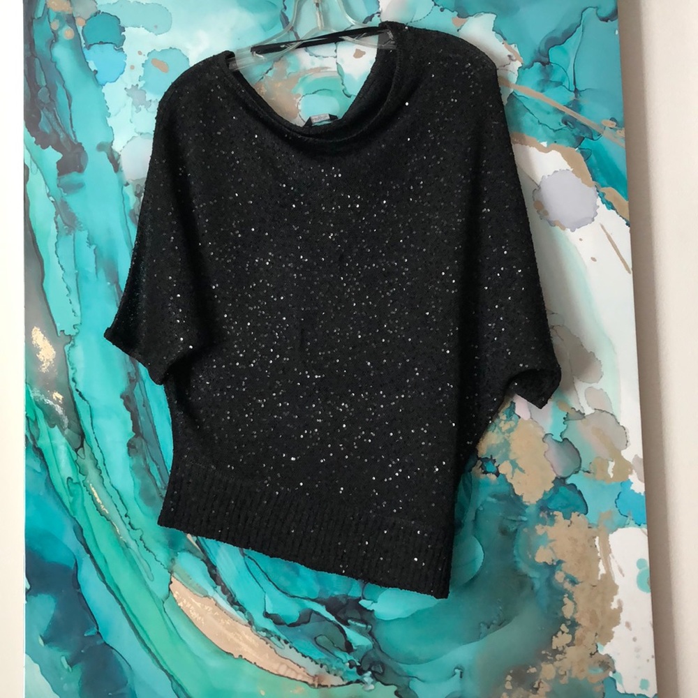 ❄️⛄️bebe BRAND NEW asymmetrical sweater